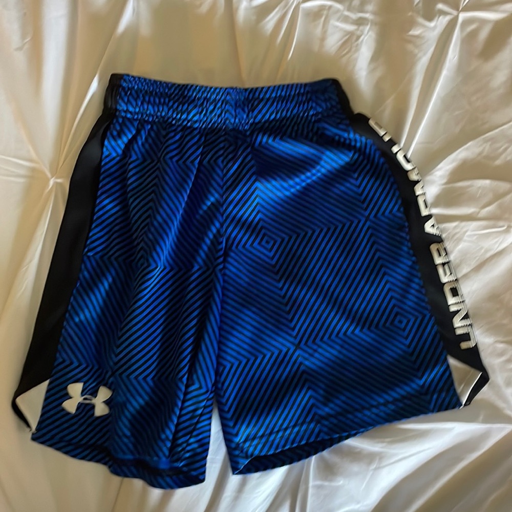 Under Armour Youth Extra Small Shorts